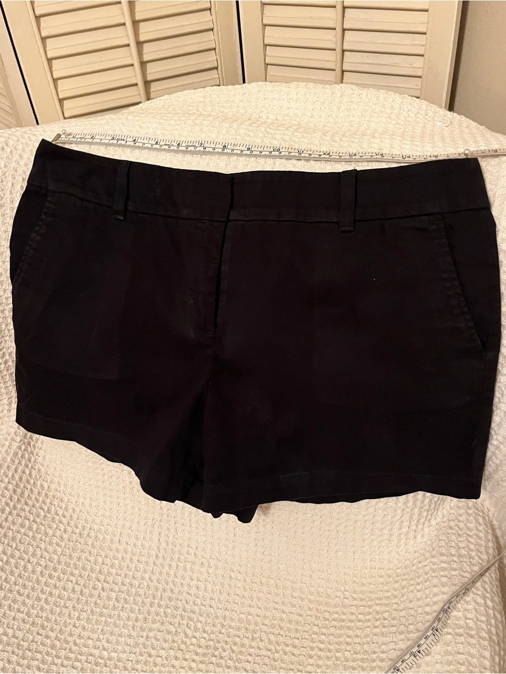 Loft 4” Shorts
